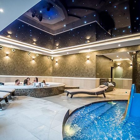 Hotel Palac Poledno 外观 照片