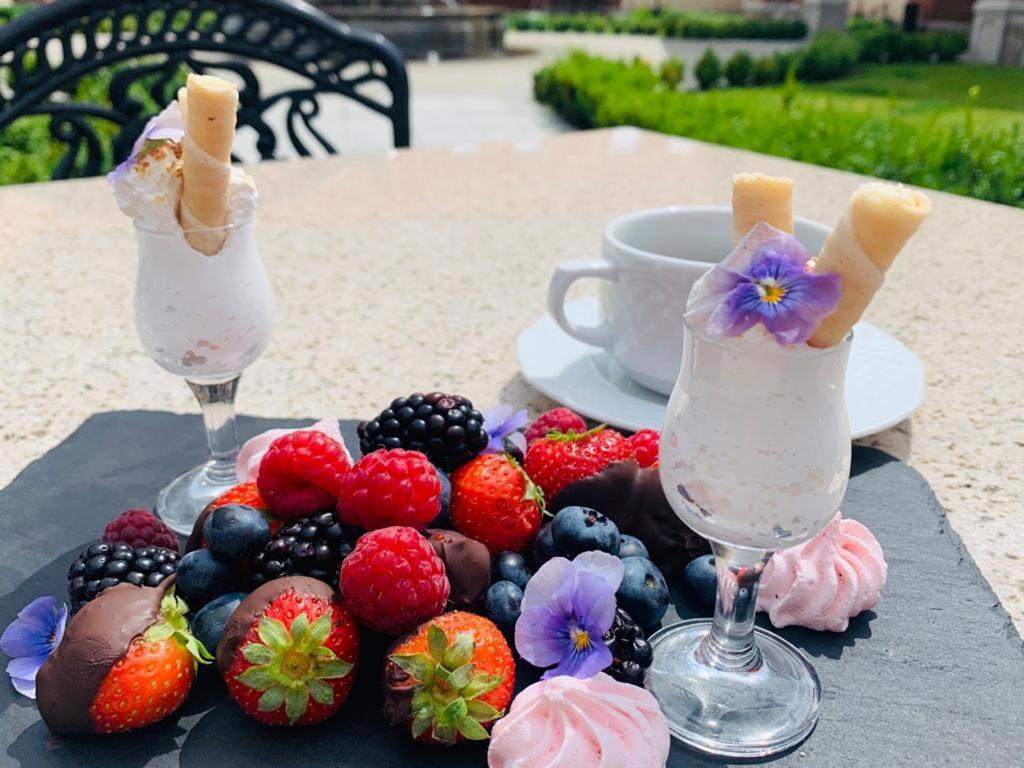 Hotel Palac Poledno 外观 照片
