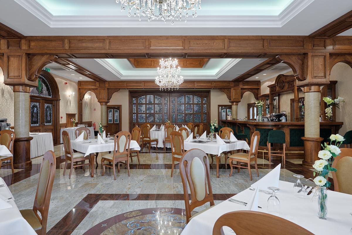 Hotel Palac Poledno 外观 照片