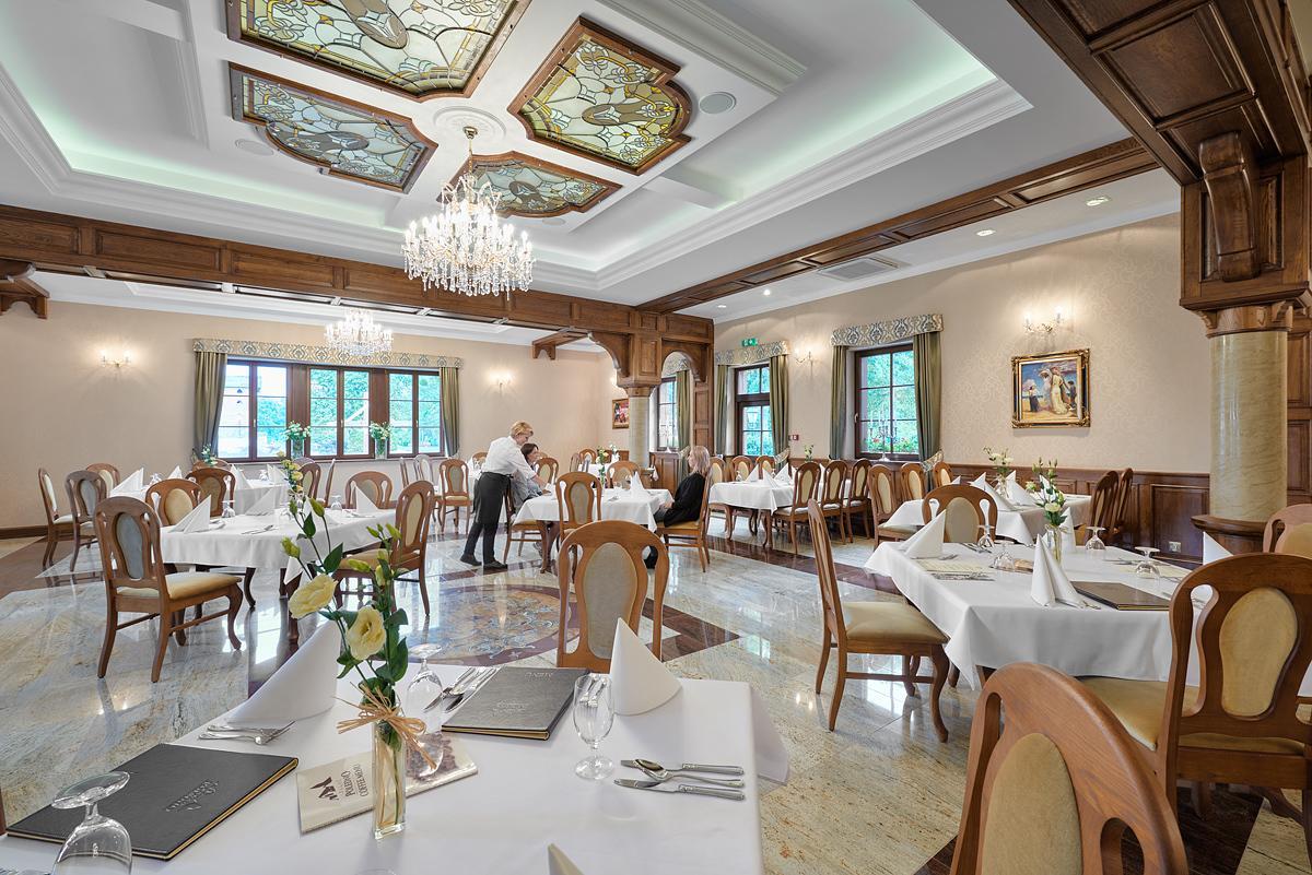 Hotel Palac Poledno 外观 照片