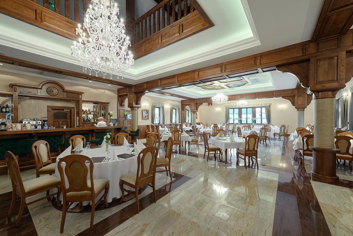 Hotel Palac Poledno 外观 照片