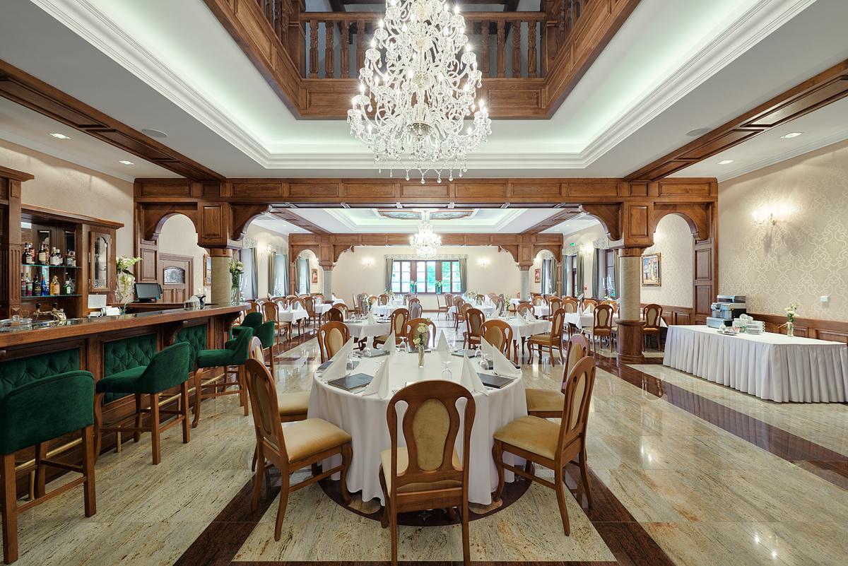 Hotel Palac Poledno 外观 照片